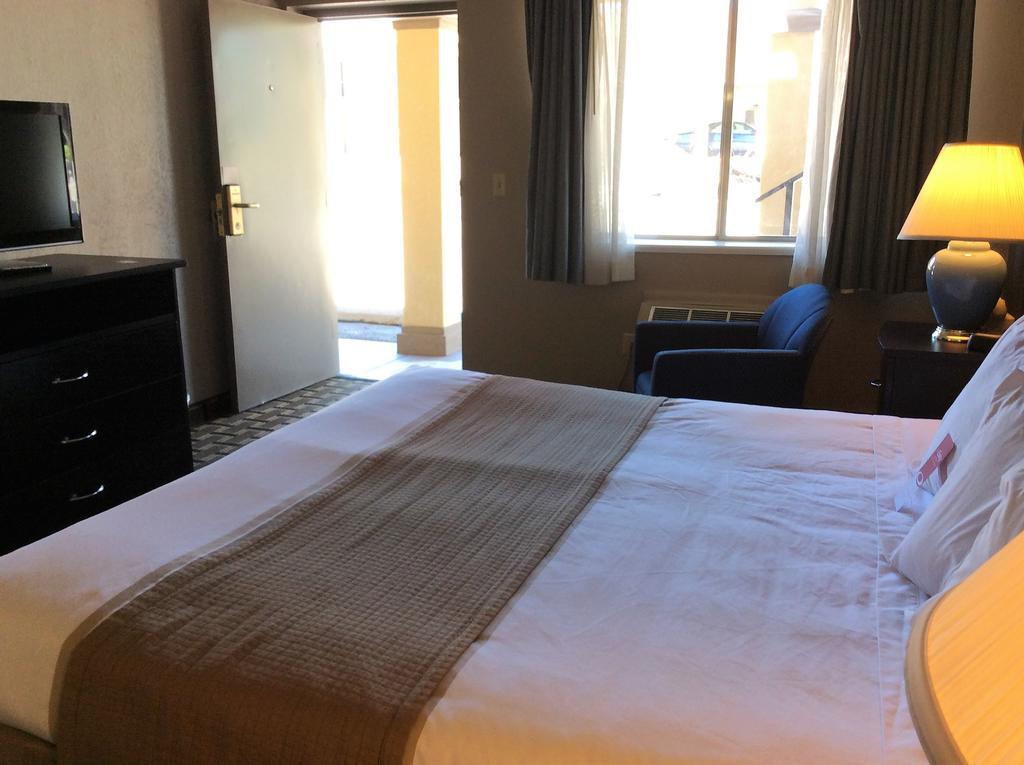 Econo Lodge Beaver Εξωτερικό φωτογραφία