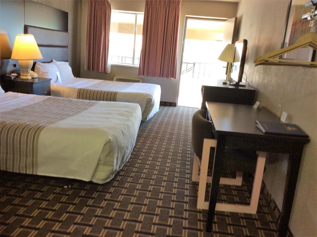 Econo Lodge Beaver Εξωτερικό φωτογραφία