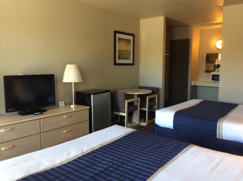 Econo Lodge Beaver Εξωτερικό φωτογραφία